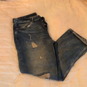 H&M distressed boyfriend denim jeans